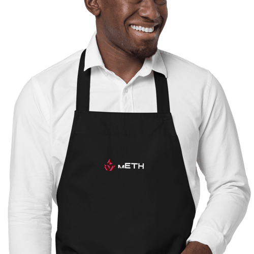 Product: Rock your (m)ETH Apron in the Kitchen + Giveaway 🎟️