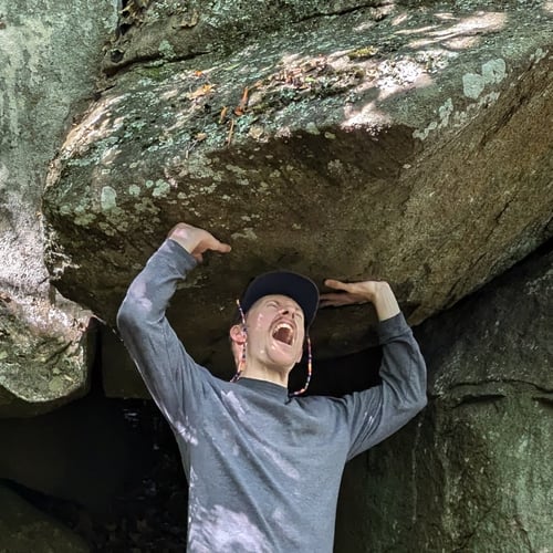 OtterFodder Pushes the Boulder!